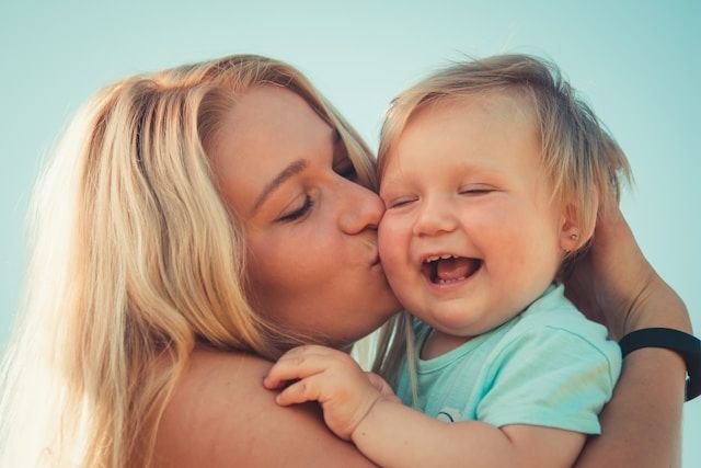 A parent and young child spending relaxed time together