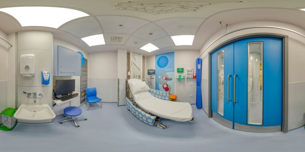 Private preparation room at Evelina London Children's Hospital.